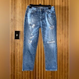 American eagle ripped mom jeans, size 2